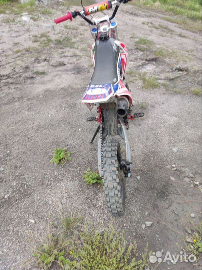 Продам питбайк