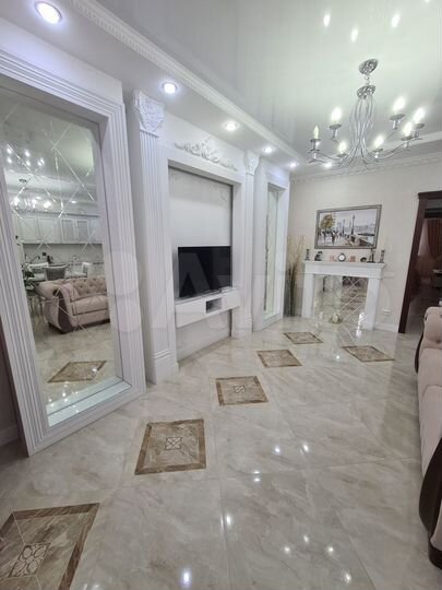 2-к. квартира, 70 м², 4/4 эт.