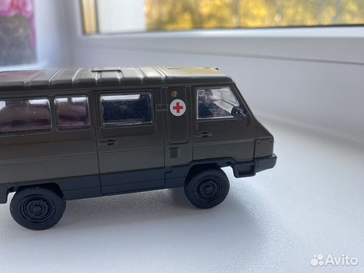 Модель УАЗ 3972 1:43
