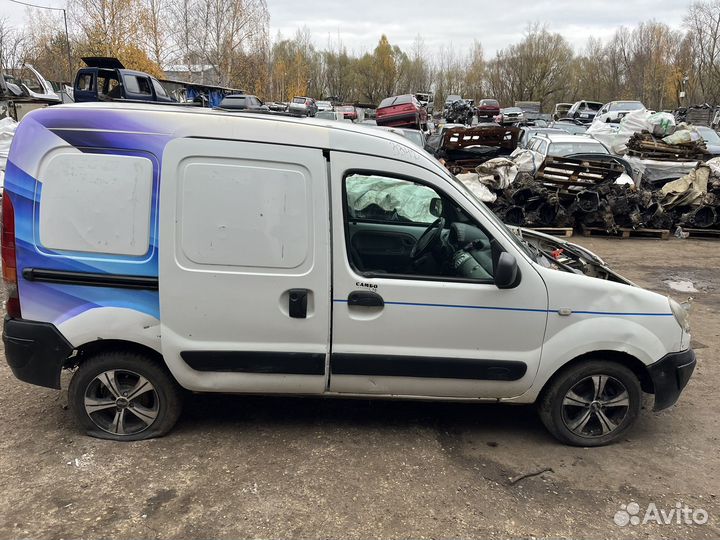 В разборе Renault Kangoo 1 2007г K7J700 JB3960