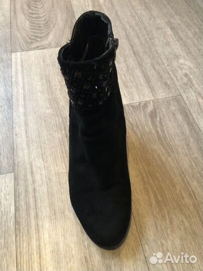 Ботильоны из натуральной замши