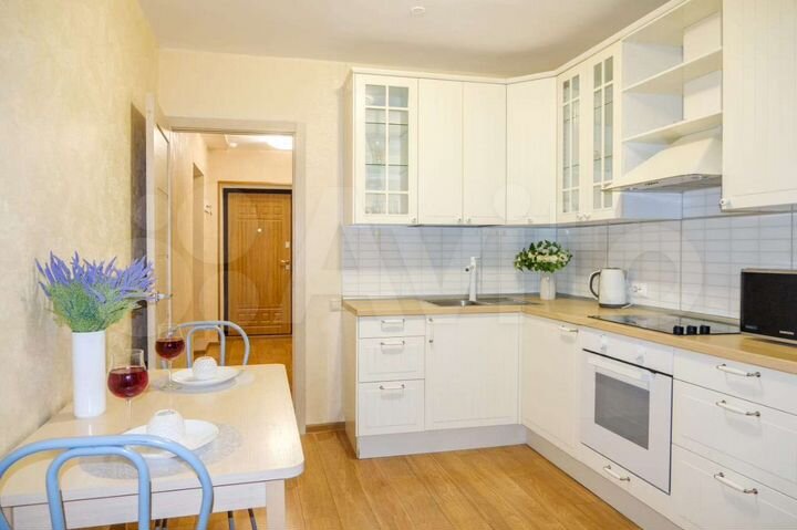 2-к. квартира, 60 м², 9/12 эт.