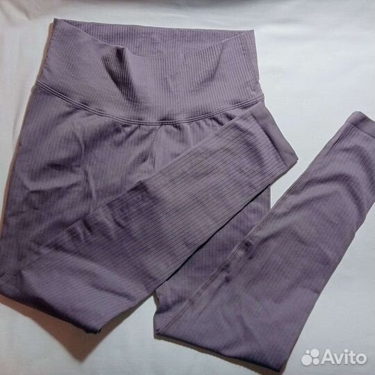 Фитнес- костюм новый, размер S
