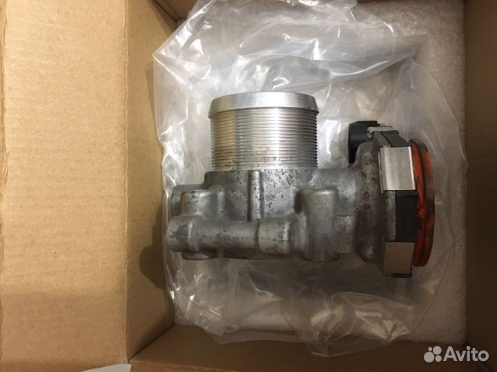 Дросельная заслонка