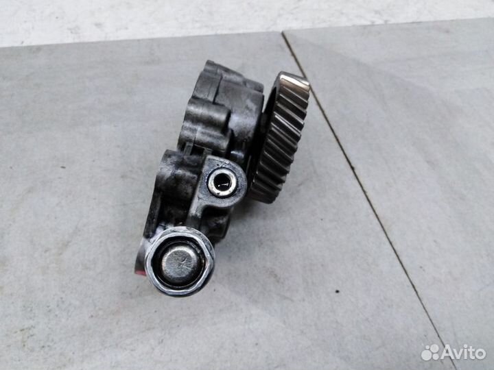 Насос масляный Митсубиси