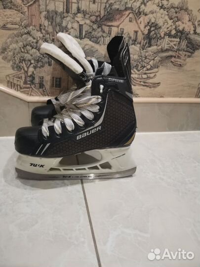 Коньки хоккейные бауер