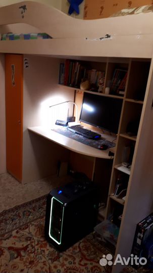 Детская мебель стол кровать шкаф