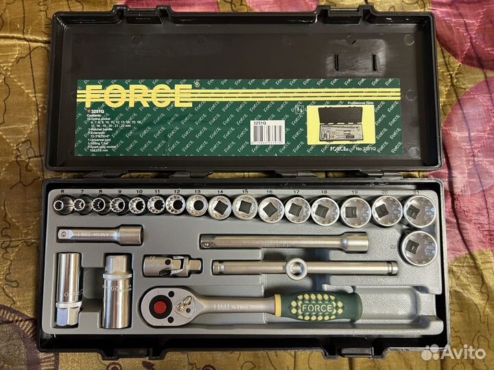 Набор головок в кейсе профессиональный force 3251Q