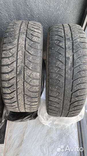 Bridgestone Ice Cruiser 7000 205/60 R16 92T