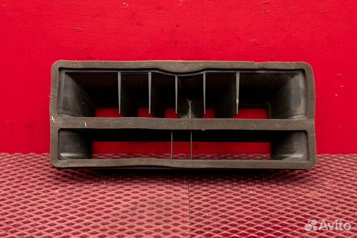 Решетка вентиляционная Audi A6 C7 chva 2013