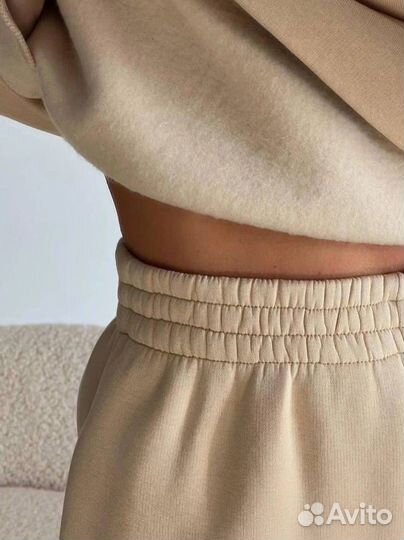 Спортивный костюм женский