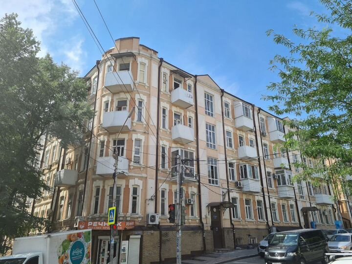 4-к. квартира, 64 м², 2/5 эт.