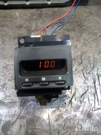 Автомобильные часы