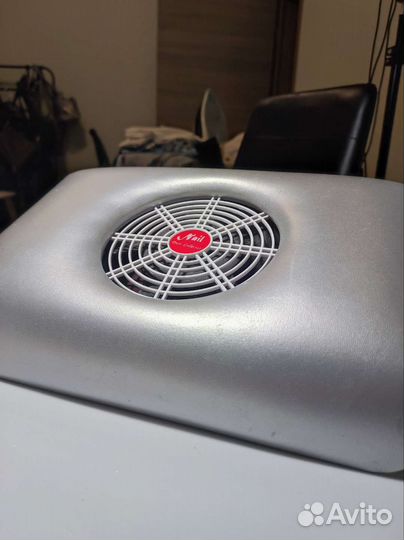 Пылесос для маникюра