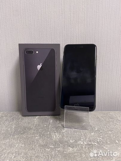 iPhone 8 Plus, 64 ГБ