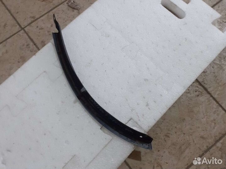 Накладка крыла задний левый Toyota Prado 150