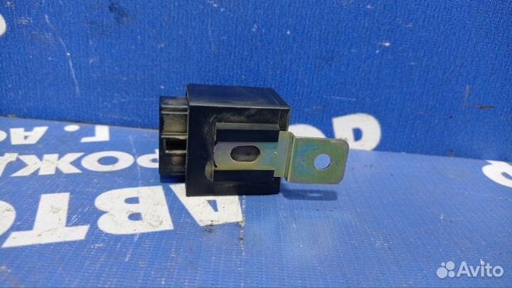 Реле Mitsubishi Pajero 2 внедорожник 4M40 1995