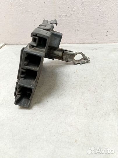 Клемма аккумулятора 8262060030