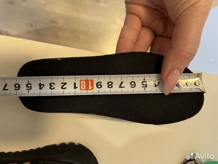 Кроссовки для девочки