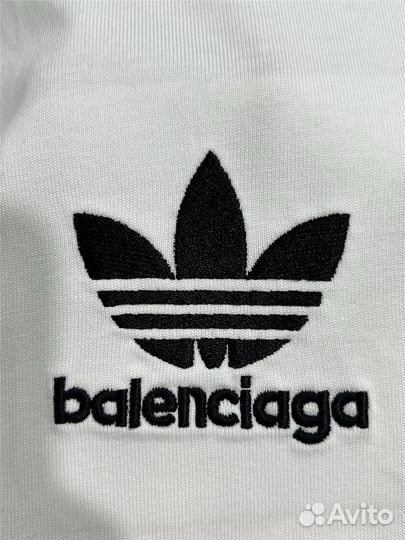 Футболка adidas