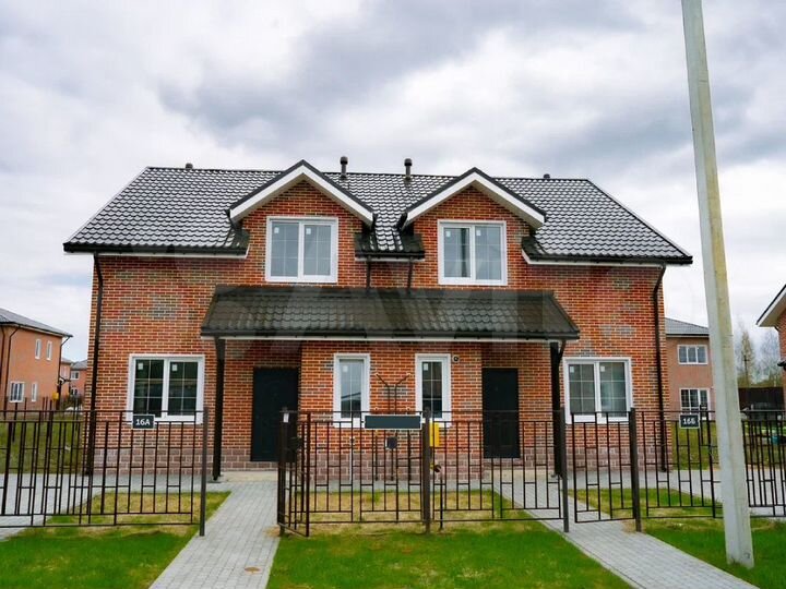 Таунхаус 120 м² на участке 3 сот.