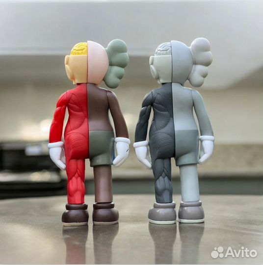 Фигурки kaws анотомические