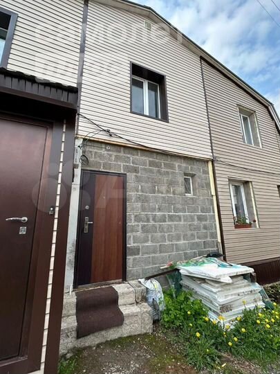 Дом 37 м² на участке 1 сот.