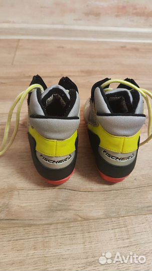 Лыжные ботинки fischer 31 р