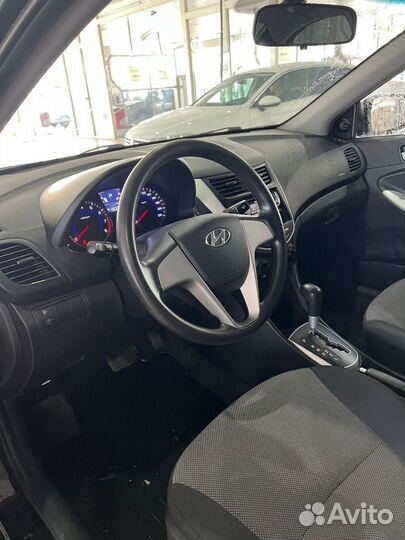 Hyundai Solaris 1.4 AT, 2014, 136 000 км