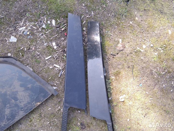 Skoda Octavia задний левый стекло двери