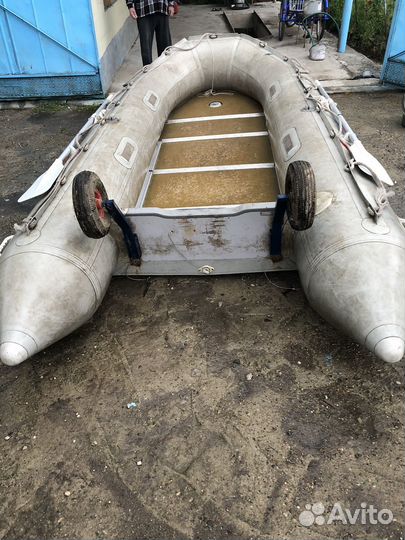 Лодка баджер 380