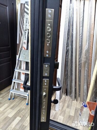 Входная дверь Стайл