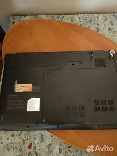 Lenovo g560