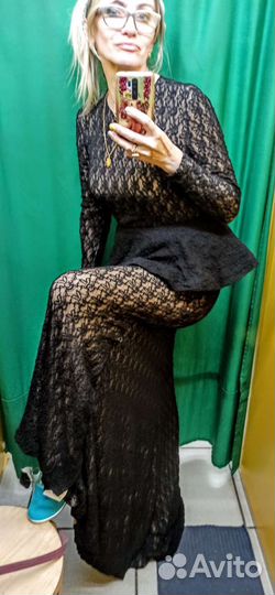 Новое Платье с шлейфом р46 аренда