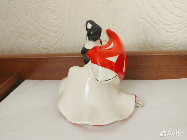 Испанская танцовщица, фарфоровая статуэтка, СССР