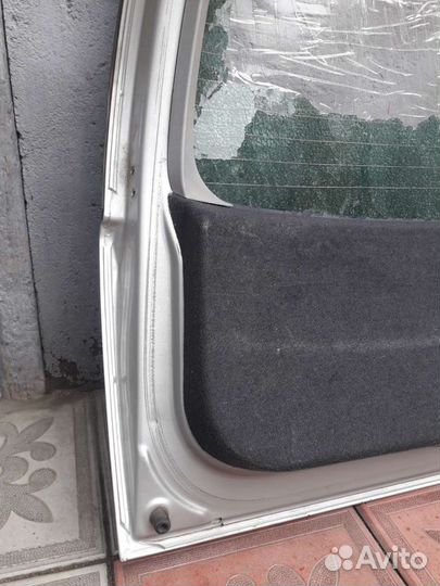 Дверь задняя toyota opa ACT10,1AZ-FSE