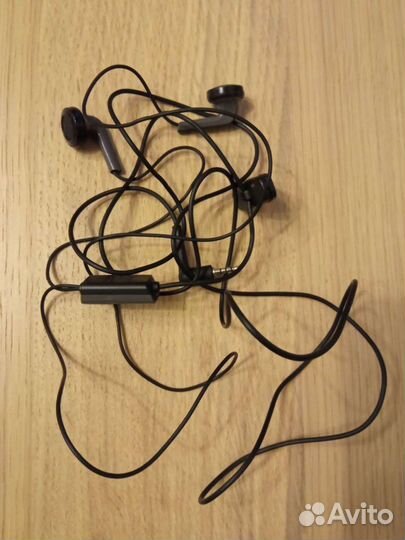 Гарнитура Nokia, наушники