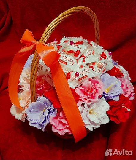 Сладкие букеты из конфет