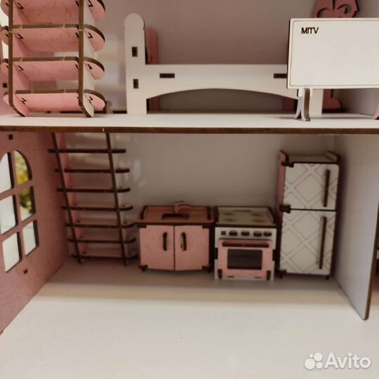 Домик кукольный