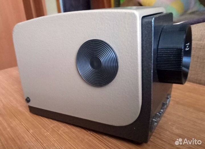 Советский диапроектор 