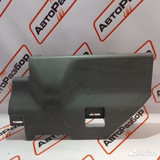 Накладка в салоне Nissan Almera Classic седан