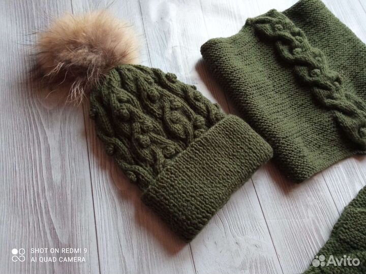 Шапка, снуд и варежки