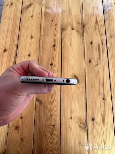 Телефон iPhone 6s 64гб