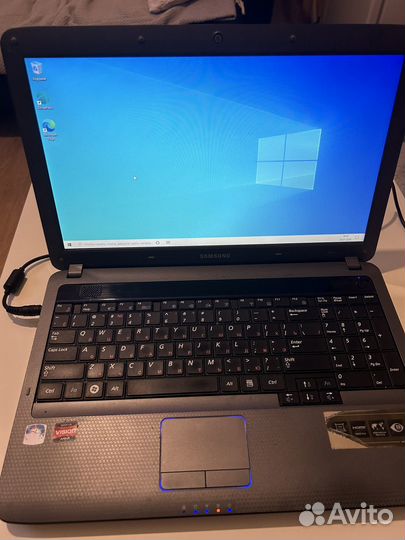Ноутбук Samsung r525