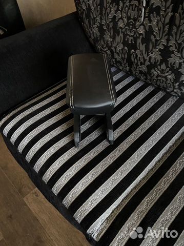 Подлокотник на skoda rapid