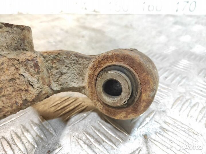 Кулак задний левый Chevrolet Captiva 2006-2010