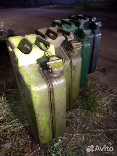 Канистра 20 л б. у