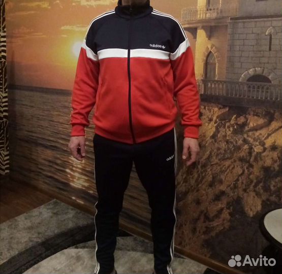 Спортивный костюм adidas
