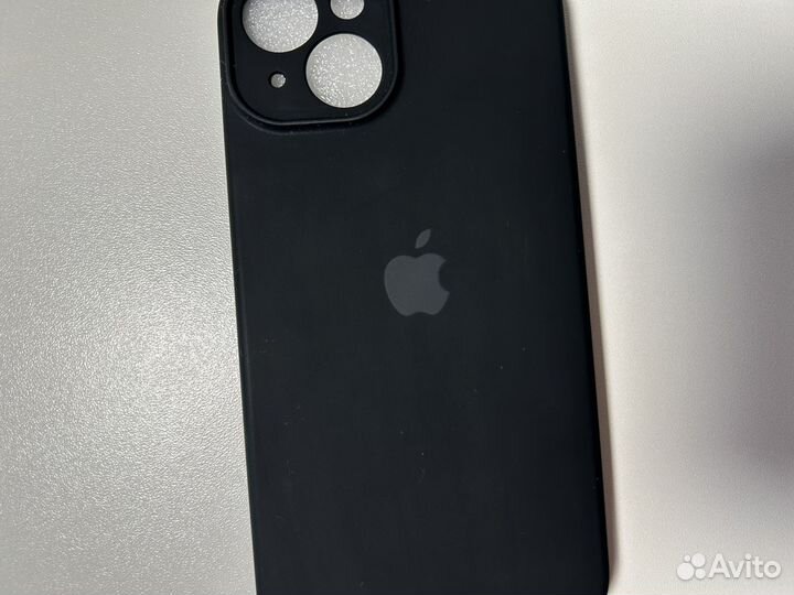 Чехол на iPhone 14