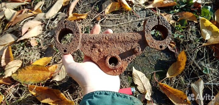 Нижняя траверса передней вилки мотоцикла М-72, ВОВ